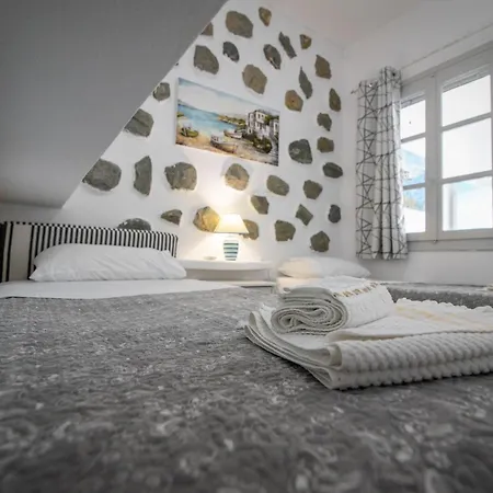 Azzurro Naxos, Azzurro I - Azzurro Ii - Azzurro Iii