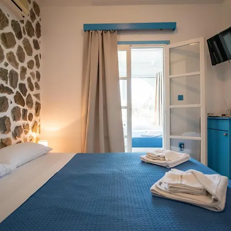 Azzurro Naxos, Azzurro I - Azzurro Ii - Azzurro Iii